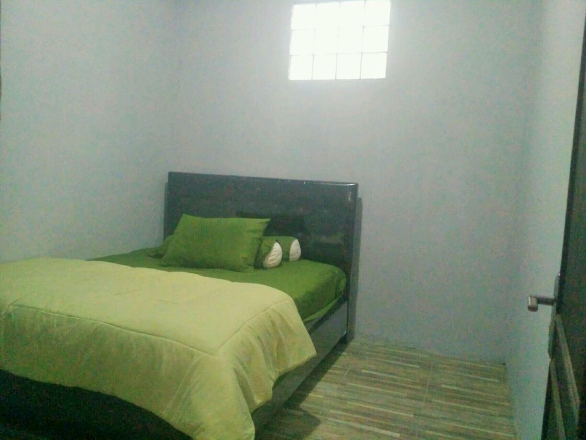 Homestay Bumi Asri III Cikutra Bandung Exterior foto