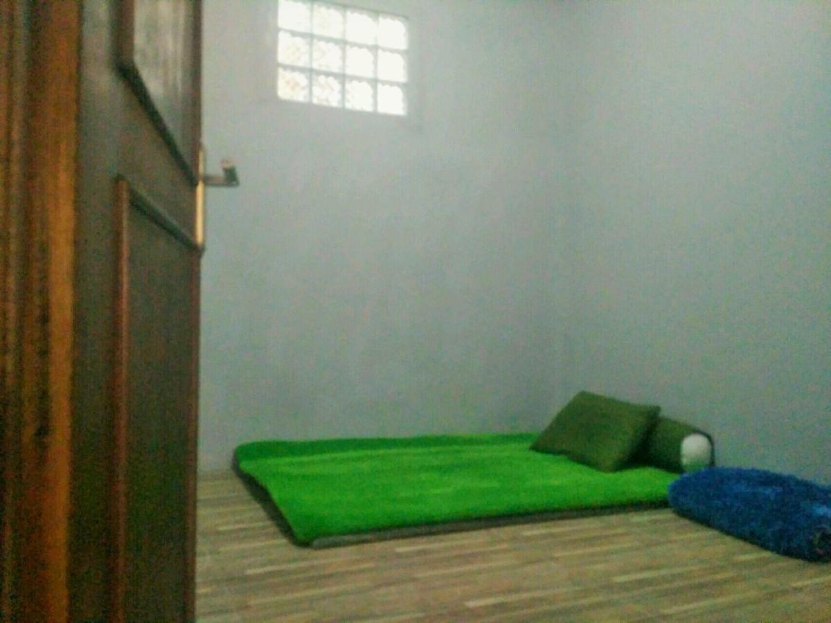Homestay Bumi Asri III Cikutra Bandung Exterior foto